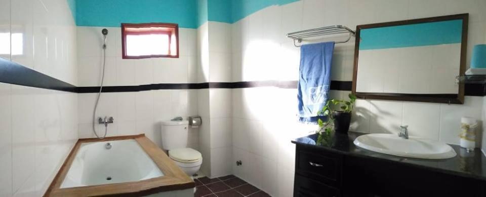 Chat Inn Homestay ฮอยอัน ภายนอก รูปภาพ